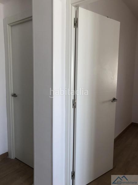 Foto b1f6151e-60c6-4b00-a3f6-95c384f8c78e. Rent flat with heating in Puerto Chico Santander