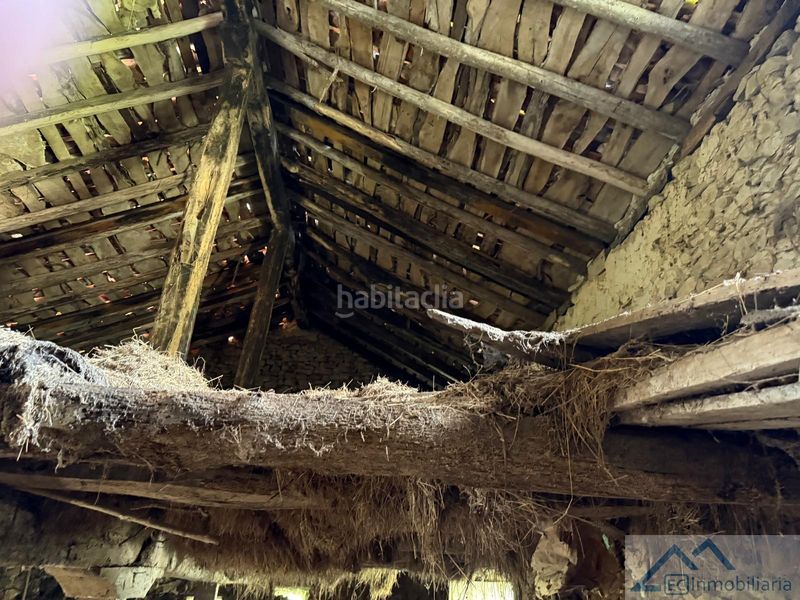 Foto d6ec5fdf-d4e7-4f58-adeb-c968c685a1bd. Masia a el coteron a Solórzano