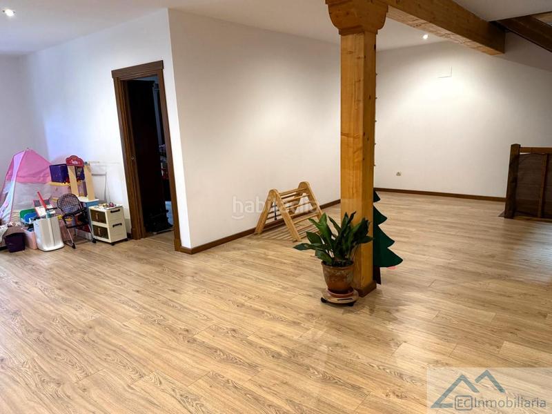 Foto a82d8c1d-8c52-45d2-b027-8f0cec30c719. Casa ribamontar al montecasa en Ribamontán al Monte