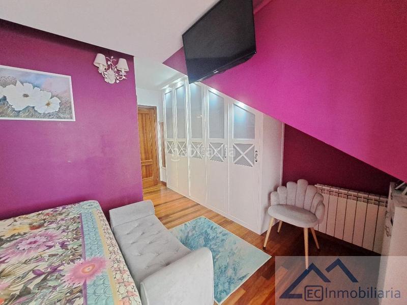 Foto 229f8a1e-40fc-40c8-be8f-82318d7e59dd. Dúplex  en Inmobiliaria - Barreda Torrelavega