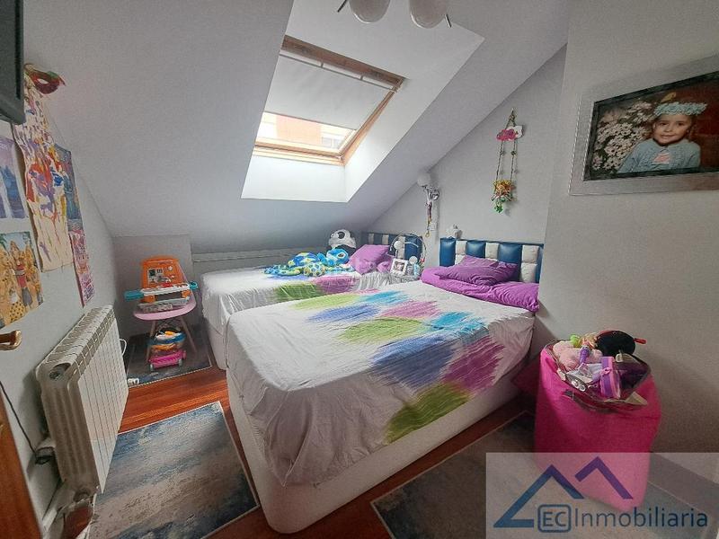 Foto fda14bbb-f8ad-4603-bcb2-2c60265341ec. Dúplex  en Inmobiliaria - Barreda Torrelavega