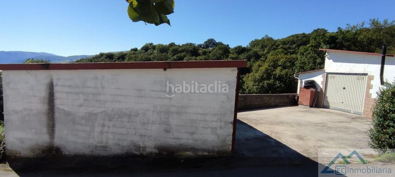 Foto 5a3a481c-dc3c-4529-b73c-3dd49b6208d5. Casa amb aparcament a Corvera de Toranzo