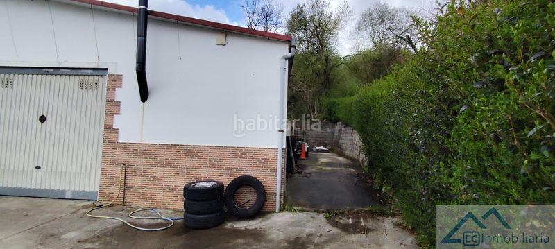 Foto adc80338-8cf8-4504-9ccd-c7981dc2f035. Casa amb aparcament a Corvera de Toranzo