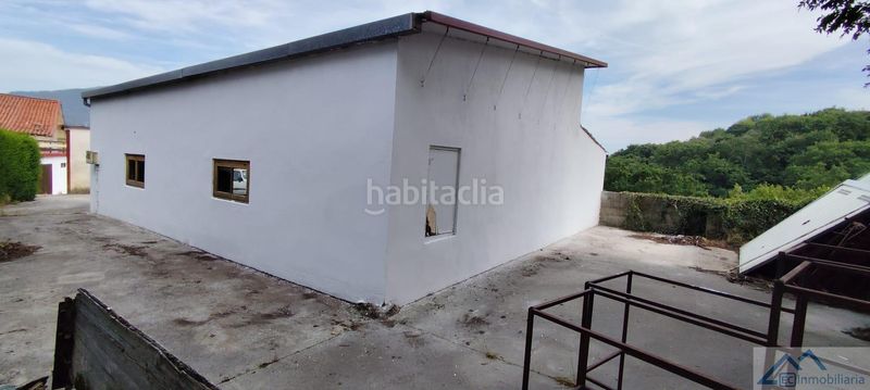 Foto e0c8508c-1b9c-42cf-af40-e69493020c1c. Casa amb aparcament a Corvera de Toranzo