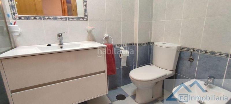Foto 13d7ac3b-e560-4e71-99f1-4b1ff0a91ee1. Alquiler piso  en Los Castros Santander