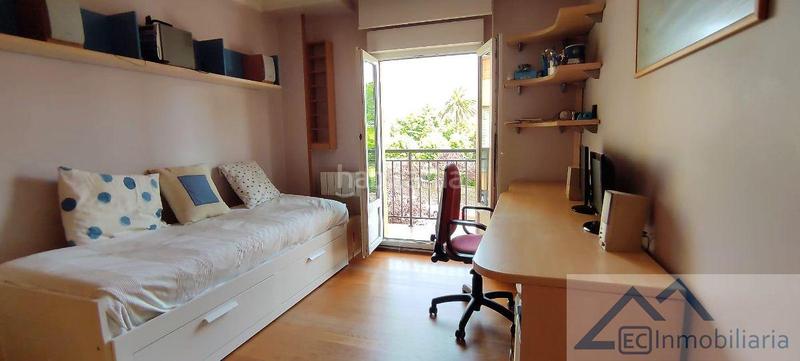 Foto e9b1c000-2907-46c7-968c-30becde8cd2c. Alquiler piso  en Los Castros Santander