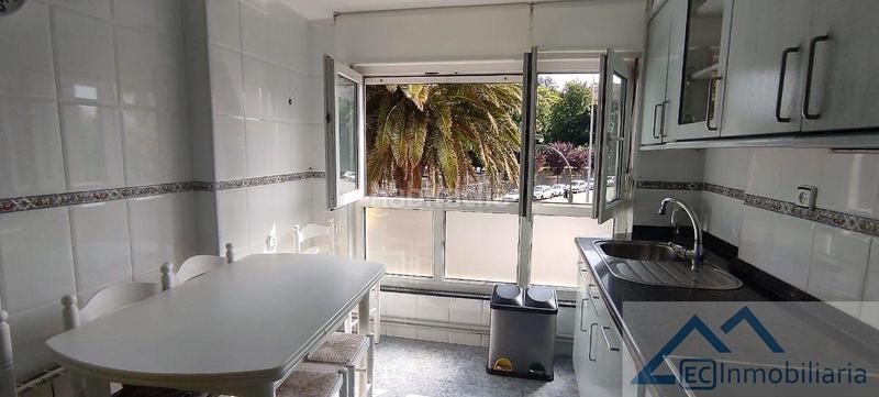 Foto 02963619-9d40-43fa-a4ad-9f218d337000. Location appartement avec chauffage dans Los Castros Santander