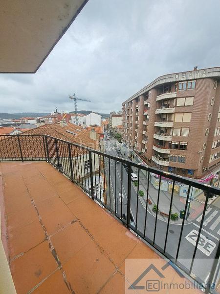 Foto fa1985c7-c540-4d95-8d72-e2c8870a0c44. Piso  en Centro Torrelavega