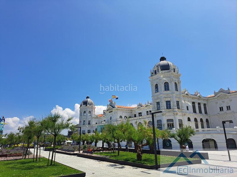 Foto 7d7639fc-2c8b-41bd-8bec-774446d796c3. Miete appartement mit heizung parking in El Sardinero Santander