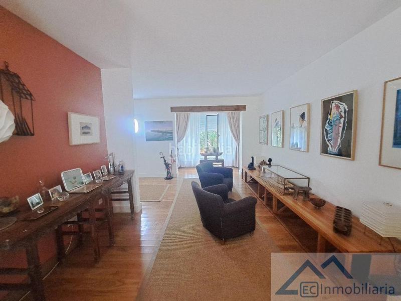 Foto 6b854d68-da78-497b-9b7b-22f2335ab641. Location chalet avec chauffage parking dans El Sardinero Santander