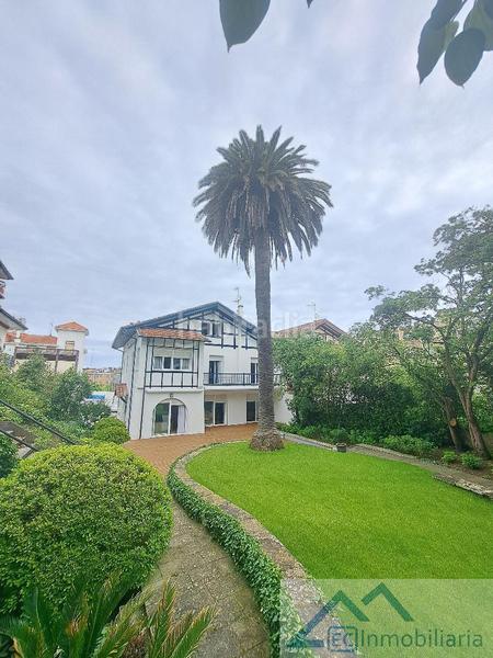 Foto 93aba5bb-8415-4cc9-98cb-05426f340aa3. Location chalet avec chauffage parking dans El Sardinero Santander