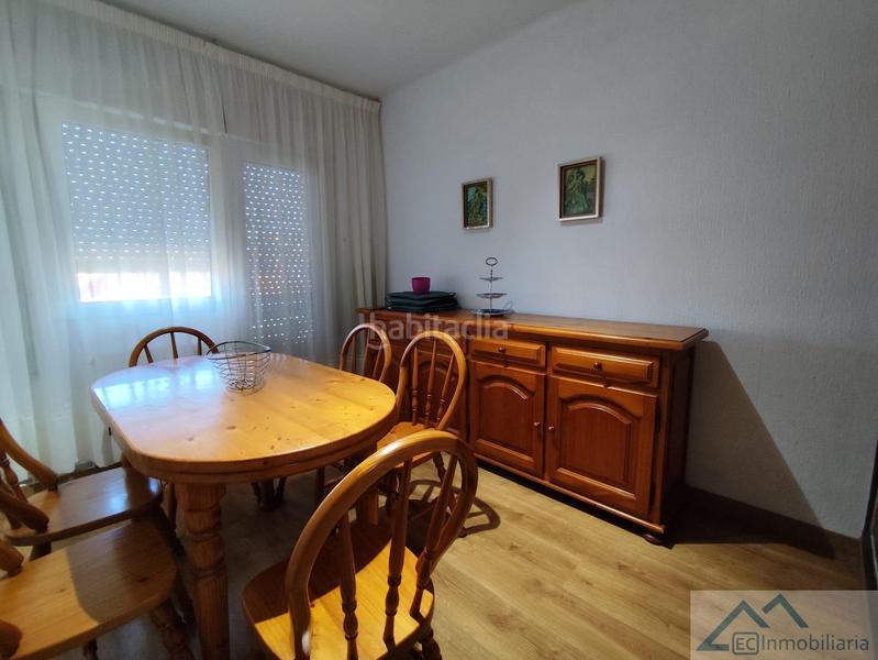 Foto e2e78ad6-923e-40ca-ba3e-3f176bb80d46. Location appartement avec chauffage parking dans Los Castros Santander