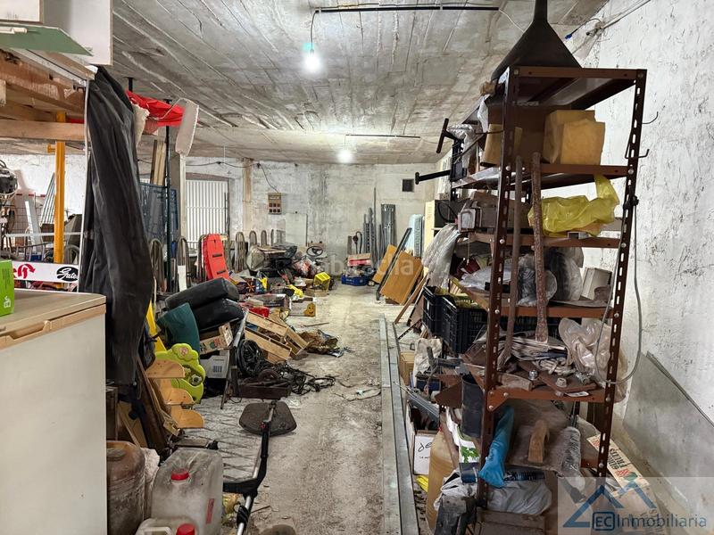 Foto 90f9c418-c287-475c-b244-1bfbdad87b1a. Nave industrial en campos delante nave en Riotuerto