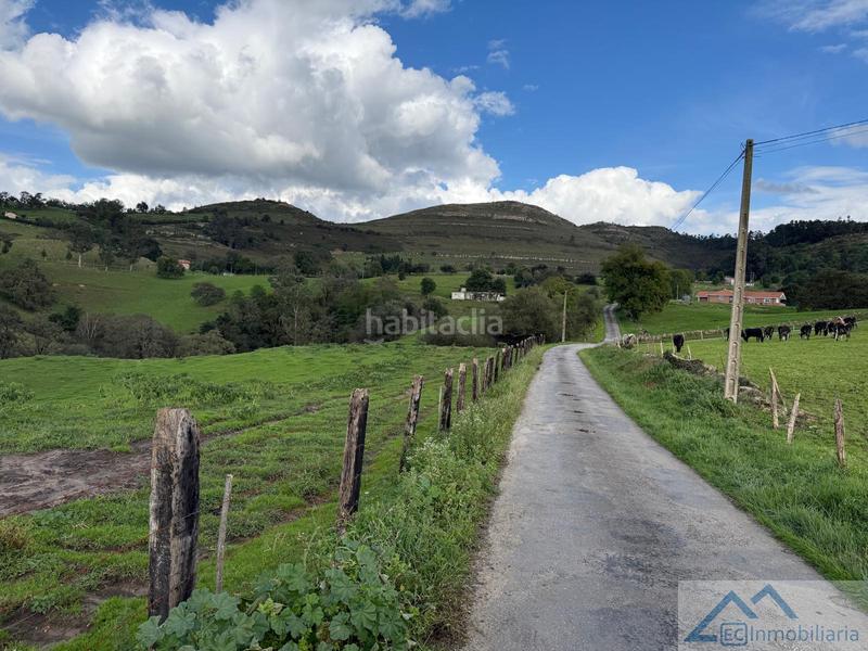 Foto 9b2337fd-72b9-4a30-8419-5bfee86136b0. Nave industrial en campos delante nave en Riotuerto