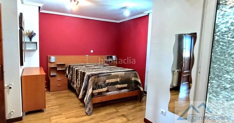 Foto 708304da-450f-4bf5-b20b-d83453807a8e. Pis amb calefacció aparcament piscina a Renedo Piélagos