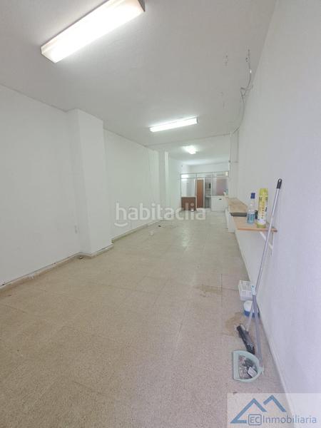 Foto db7715c2-8461-41a8-920c-58c11761af77. Location local commercial dans Los Castros Santander