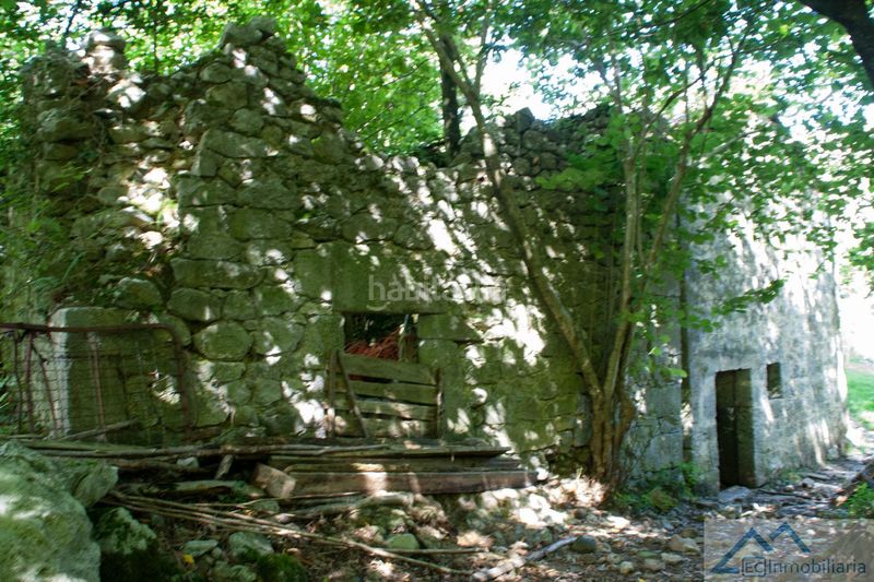 Foto fce77078-63d5-491b-9fd0-48a4777d702e. Masia a Liérganes