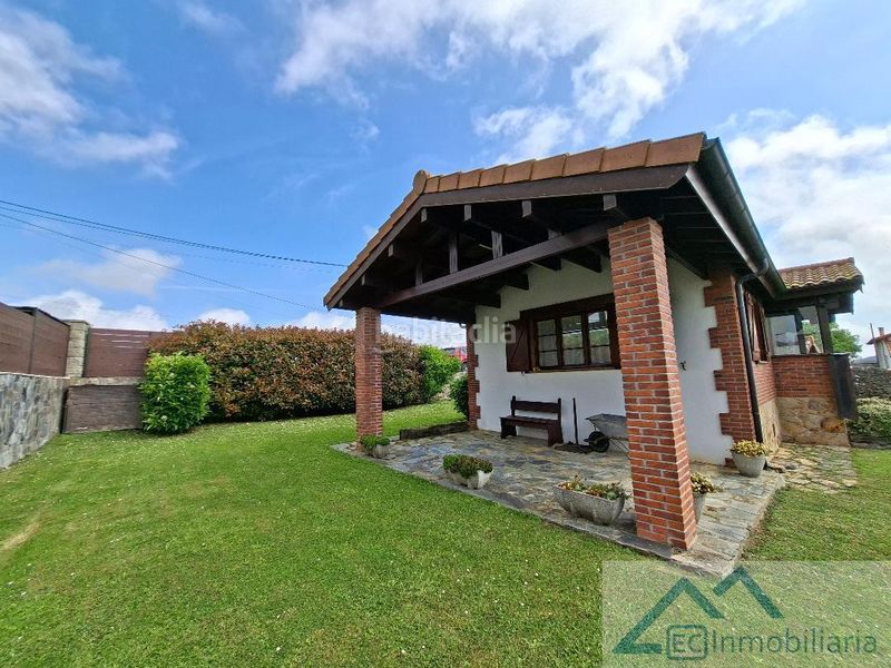 Foto 8e0b8b64-acfa-4d78-a4ad-97aace6ec567. Haus mit heizung in Bareyo pueblo Bareyo