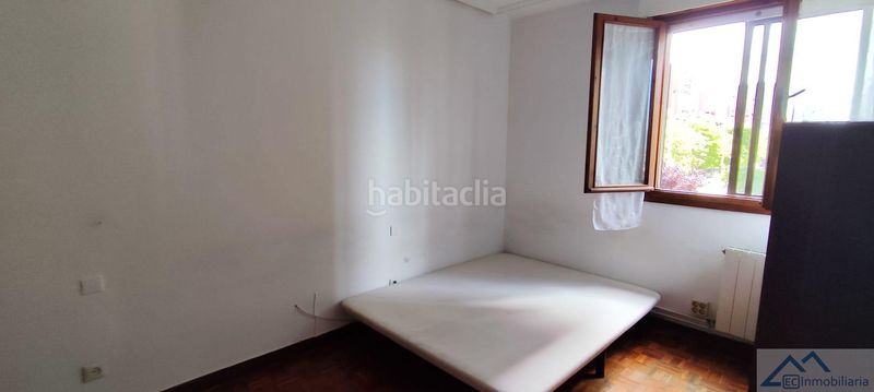 Foto 3b10f974-e2d3-411c-b931-b218f81d2aef. Piso  en Alisal - San Román Santander