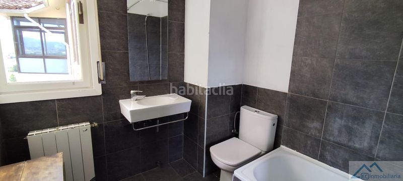 Foto 698b3eaf-dd81-48ba-bd62-fc418924cb92. Piso  en Alisal - San Román Santander