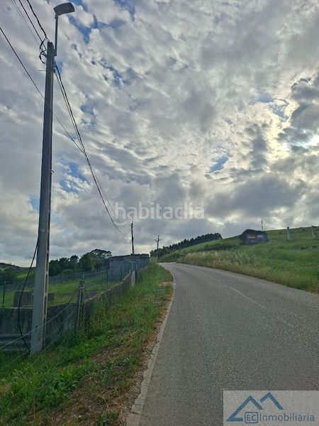 Foto 260d5d81-8487-4ce1-9d16-e788557c26d6. Terreny residencial a Bareyo pueblo Bareyo