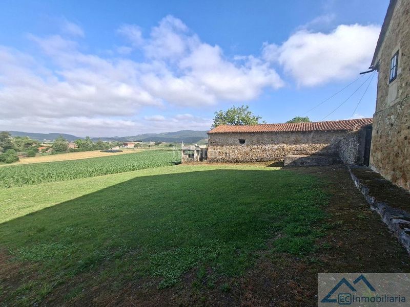 Foto 46f3c952-8803-489d-8568-b53e5feae80a. Casa pareada casa en Güemes Bareyo