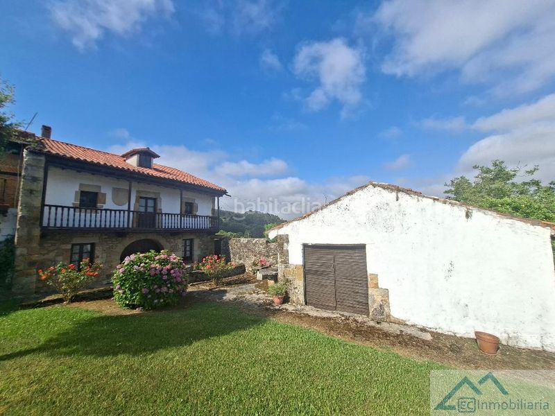 Foto ac771e67-7a06-4ba7-ad60-7dfea07d2002. Casa pareada casa en Güemes Bareyo