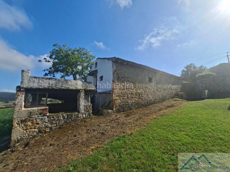 Foto f9da0f52-55b5-4ab1-9b51-636a8aebe7a5. Casa pareada casa en Güemes Bareyo