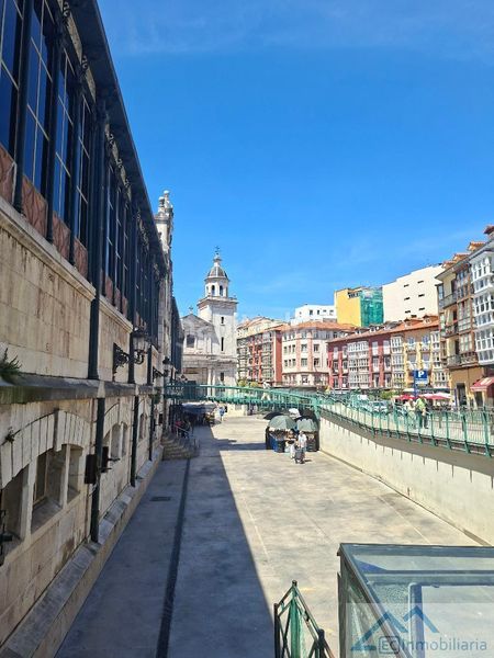 Foto 77db2490-51f6-4862-bf28-becad884de1f. Flat with heating in Centro - Ayuntamiento Santander