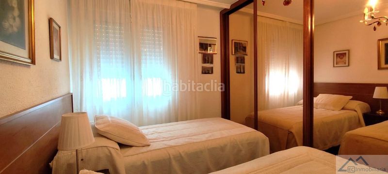 Foto 0bbb99f0-01ed-4ed5-989d-298b6fededb5. Pis a Cuatro Caminos Santander