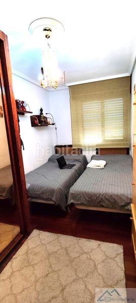 Foto 56054845-ae1a-4cf5-a436-43e9b1dcd8f2. Pis a Cuatro Caminos Santander