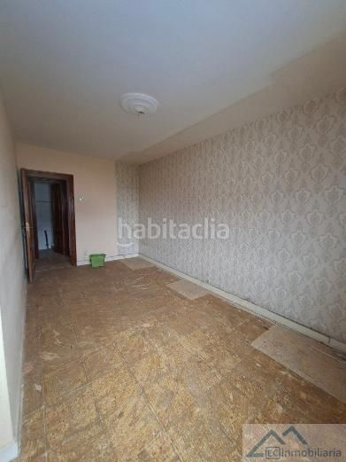 Foto 3b519598-da5a-4113-bc28-31c5a2712fc8. Pis amb calefacció a Cuatro Caminos Santander
