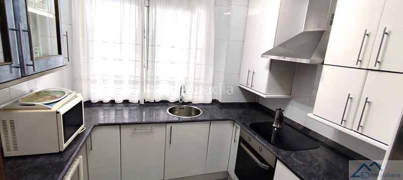 Foto a1aac495-5a50-4336-b3e4-cef367079afa. Piso  en Cuatro Caminos Santander