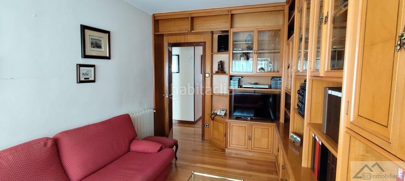 Foto b93b8dd4-7427-4e84-82c5-c86f158749ef. Piso  en Cuatro Caminos Santander