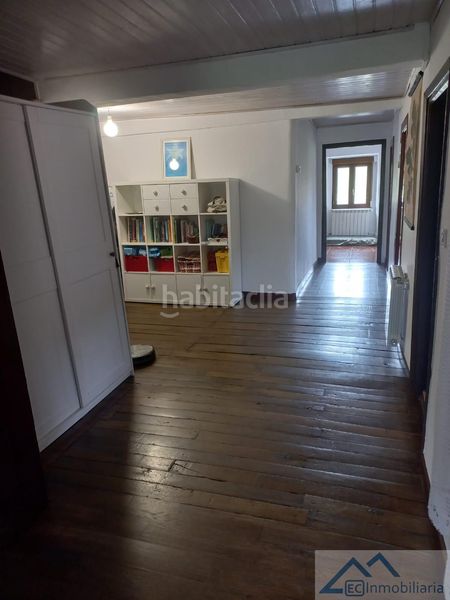 Foto a0c36efc-1056-477e-98b5-f7d426ddf9d8. Casa adossada a Riotuerto