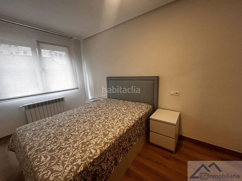 Foto 3d0857bd-a1f2-4ef0-a627-26b08f2d5191. Rent flat with heating in Cuatro Caminos Santander