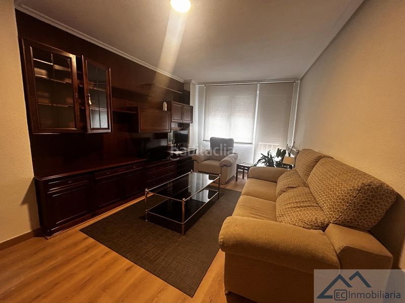 Foto 5c84c67a-89be-4acc-a1fe-24b833eb6559. Rent flat with heating in Cuatro Caminos Santander