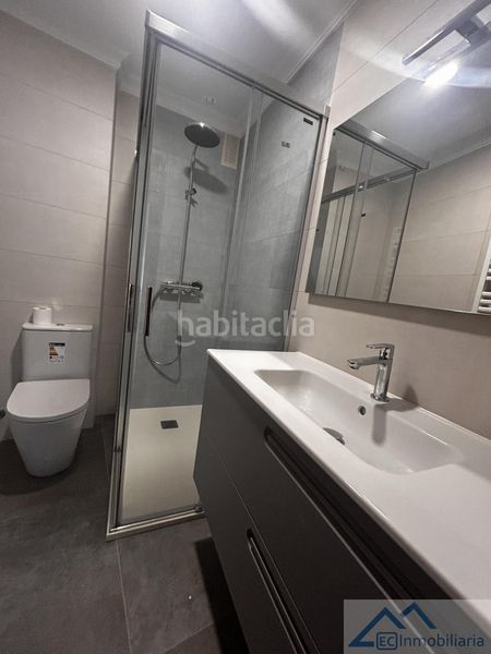 Foto d1d0c8f0-e82c-43ef-8ec7-65718cd1b0f5. Rent flat with heating in Cuatro Caminos Santander