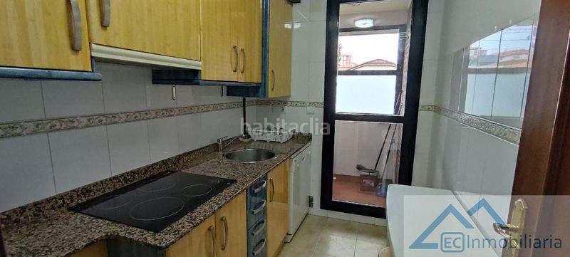 Foto db0773f1-e750-4a3f-aaa6-1503dbeb401f. Lloguer apartament amb calefacció aparcament a Los Castros Santander