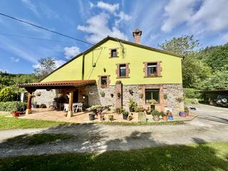 Casa a Anero - bº villanueva 19. Anero  casa independiente sobre 3.000m2 de parcela