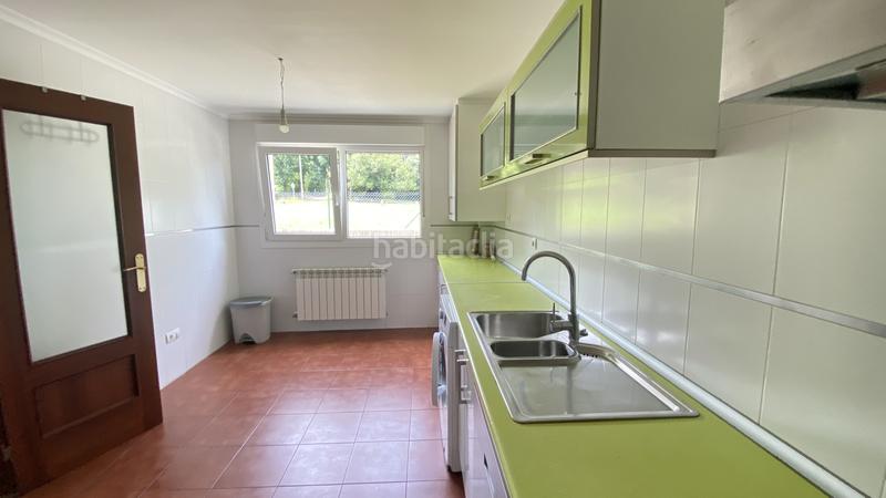 Foto 137b6acf-9766-4cf6-aabd-a66944cf3a29. Maison dans villaverde de pontones - bº trapa 67 dans Ribamontán al Monte