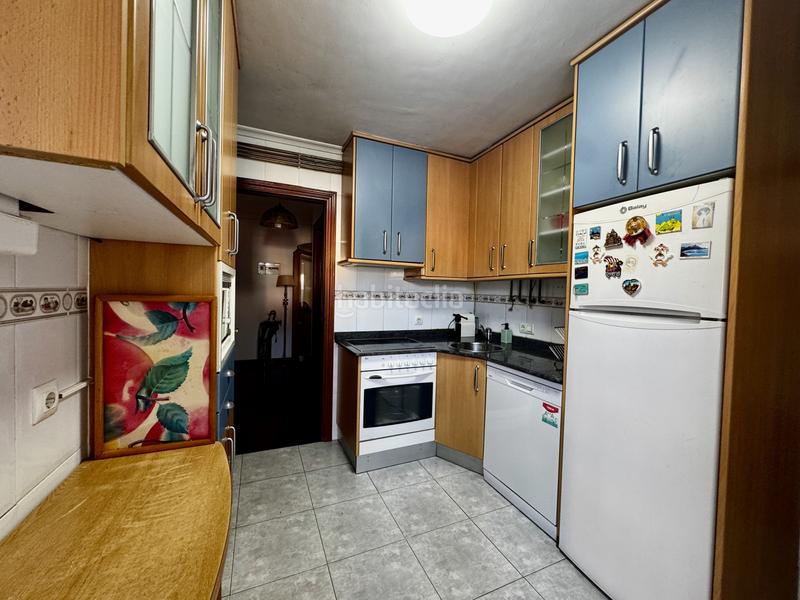 Foto d2ea5002-a567-42f9-8fff-8fa72d3ed383. Piso en la cavada - avenida alisas 39 magnífico piso 3 dormitorios y garaje cerrado en la cavada en Riotuerto