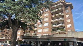 Miete Etagenwohnung  Solares - av calvo sotelo. Solares  loft en alquiler temporal