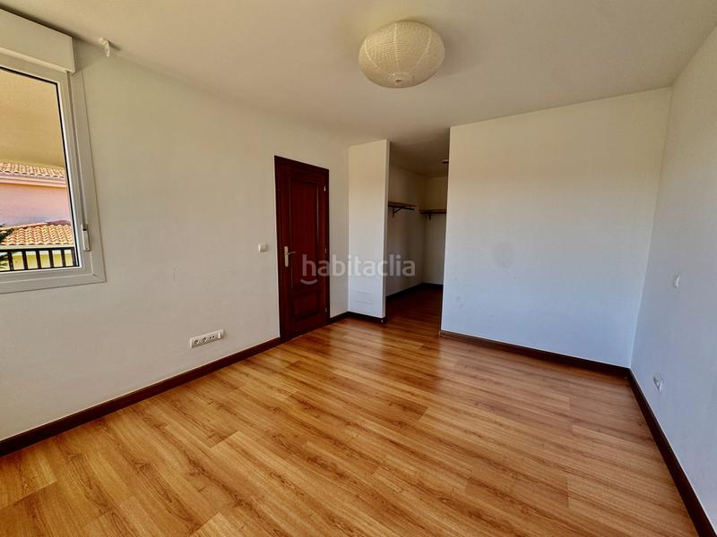 Foto 346dd2a6-6d77-4eec-817f-df1519f8545a. Casa pareada en villaverde de pontones - bº trapa chalet pareado en venta en villaverde de pontones en Ribamontán al Monte