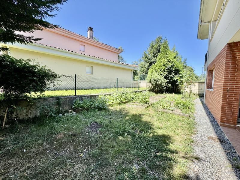 Foto a997380d-6108-40d4-a491-b0eebe1b299a. Casa pareada en villaverde de pontones - bº trapa chalet pareado en venta en villaverde de pontones en Ribamontán al Monte