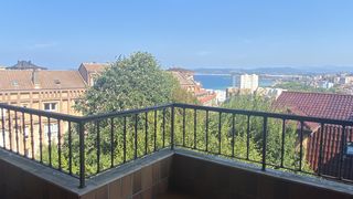 Pis en Santander - calle manuel gonzalez hoyos 6. Exclusiva vivienda con vistas a la bah�a en valdenoja