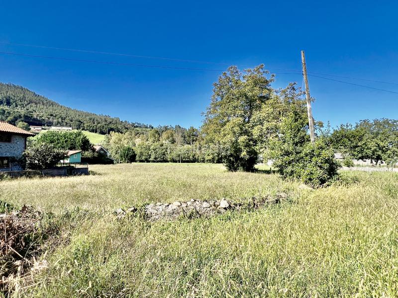 Foto 45a0821e-9f38-4c9e-9fdc-6568f9f55c1e. Wohngrundstück in la encina - bº el panton in Santa María de Cayón