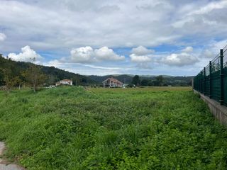 Terreno residenziale in Bº solorzano  iglesia. Parcela urbana de 500 m2 en solórzano