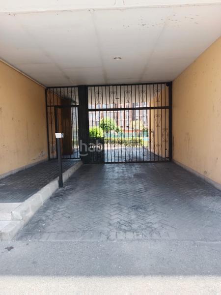 Foto dbeeeef7-fdbc-4ce2-b955-0f957b68a541. Rent flat with heating parking pool in Voto