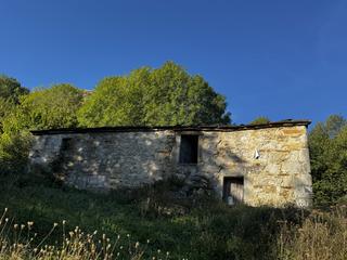 Casa a San roque de riomiera - carcabal. Cabaña pasiega para reformar